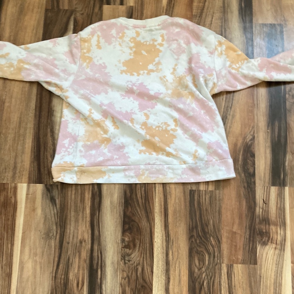 Brand is "just be..." it's a large tiedye sweater :)